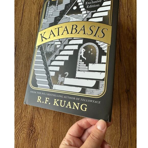 Waterstones Special Signed Edition Katabasis By R.F. Kuang - Picture 9 of 9
